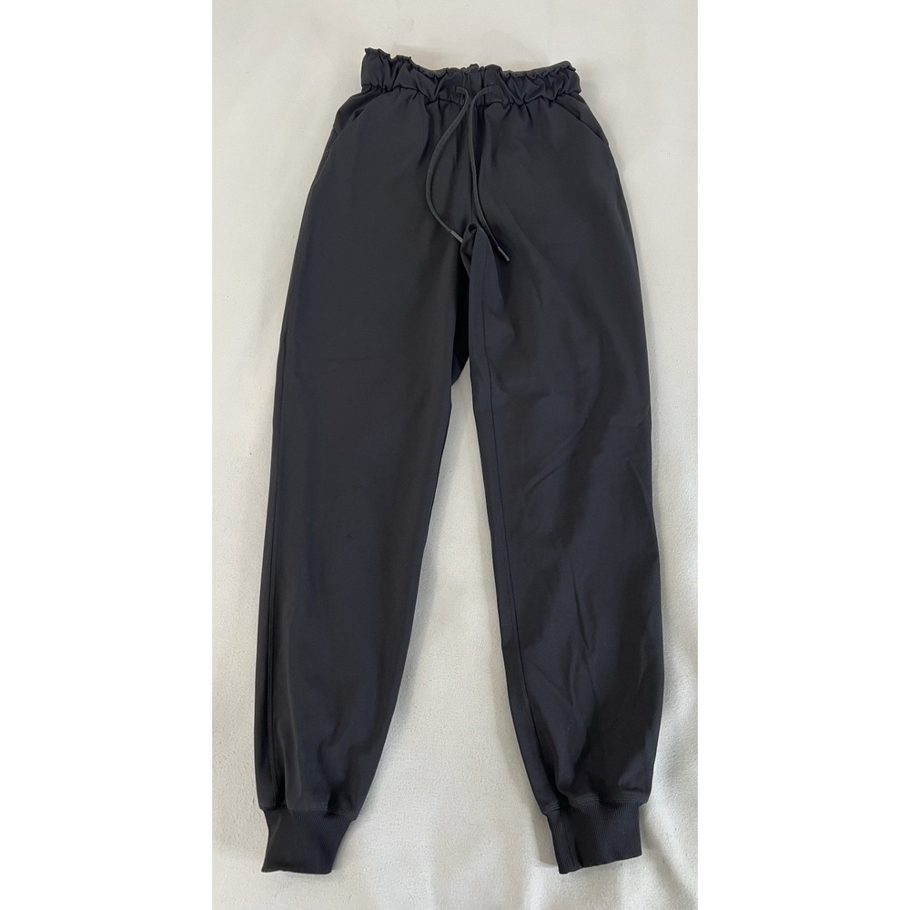 Lululemon Joggers‎ Women's size 2 Gym Running